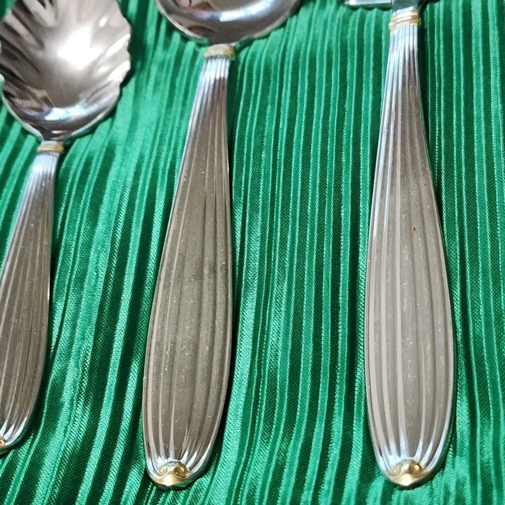 Reed & Barton GOLDEN JUBILEE 5 Piece Serving  Set Glosy 18/8 KOREA Lightly Used